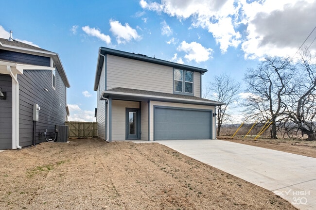 Photo - 301 S Neon Ave