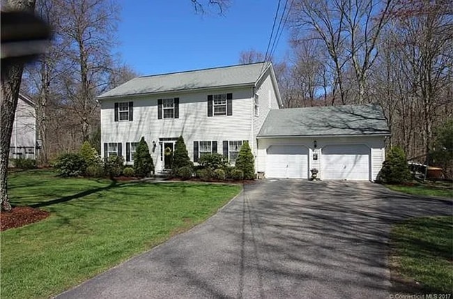 4 Bed - 2.5 Bath: Single Family Home in Oa... - 4 Bed - 2.5 Bath: Single Family Home in Oa...
