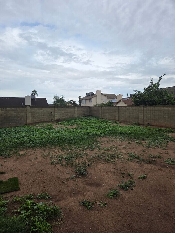 Photo - Prime Gilbert location Power & Guadalupe 4 bedroom / 2 bath