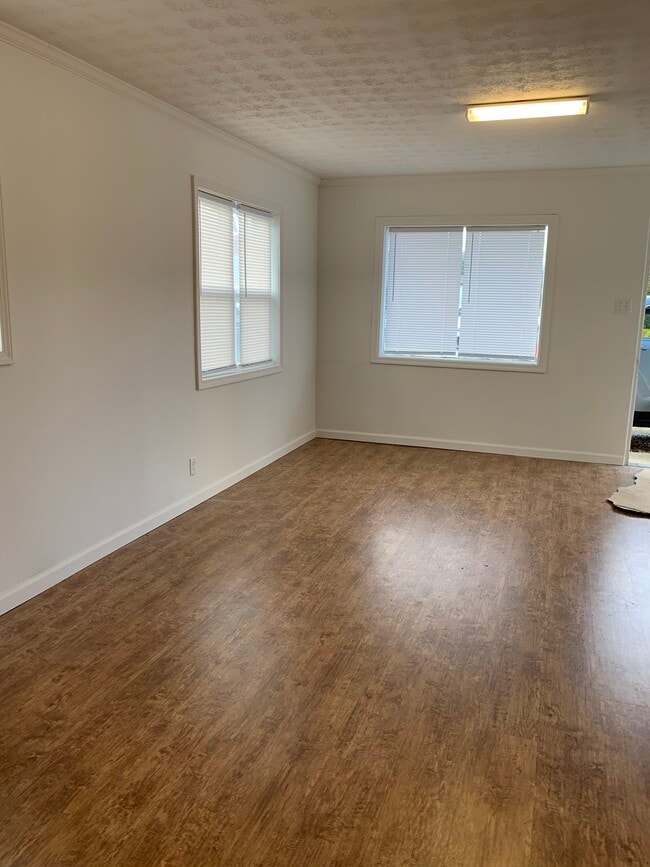 Photo - 501 Bourne Ave