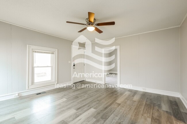 Photo - 204 Woodside Ave