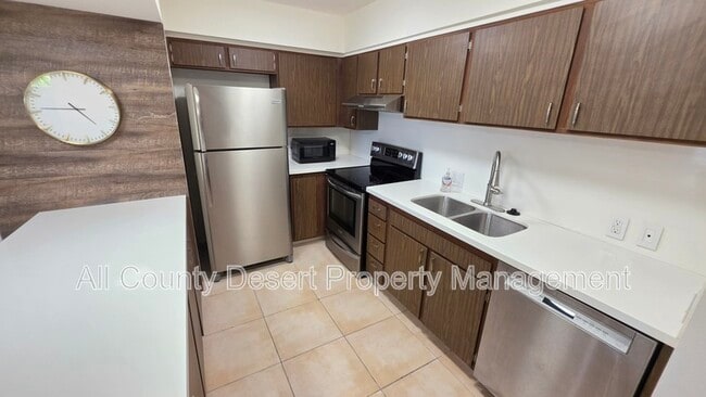 Photo - 2504 N Whitewater Club Dr Unit C