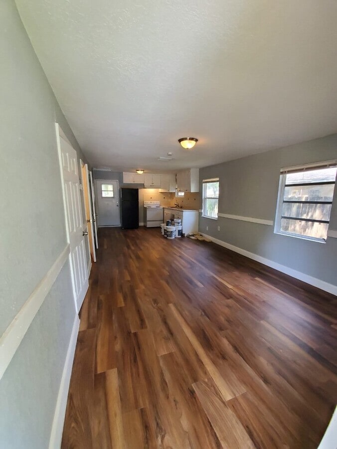 Photo - Beautiful & Quaint 2 Bedroom Single Family Home in Tampa! AVAILABLE FOR IMMEDIATE MOVE IN!!