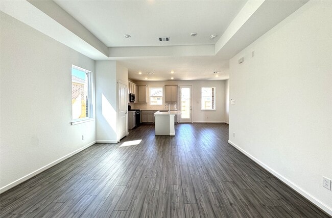 Photo - 9723 Pettus Crk Dr