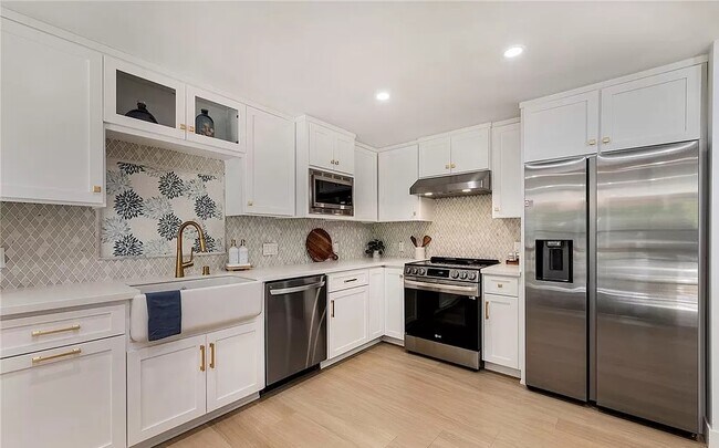 Photo - Marina Pacifica