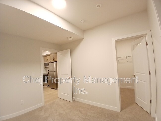Photo - 3475 Kulay Green SW Unit Lower