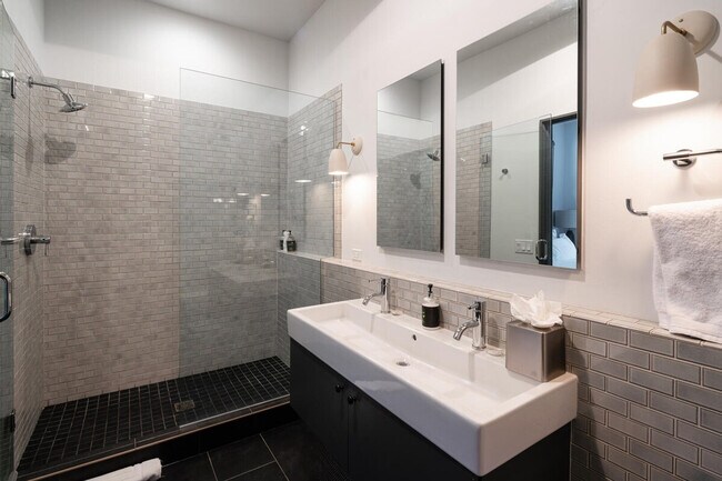 Photo - 19 Lakewood Dr Unidad SI ID1255717P