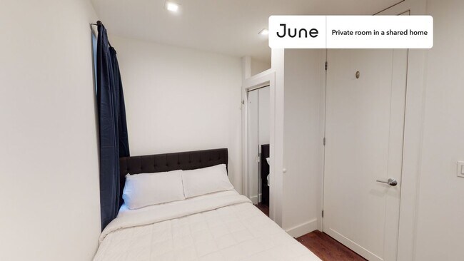 Room in Shared 4 bed/2 bath home in West Harlem