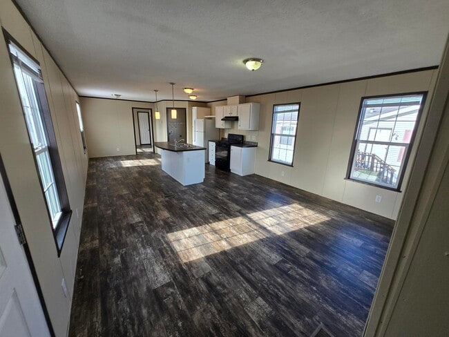 Photo - 5973 Frederick St