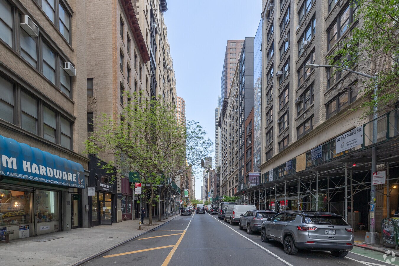 Photo - 128 W 26th St