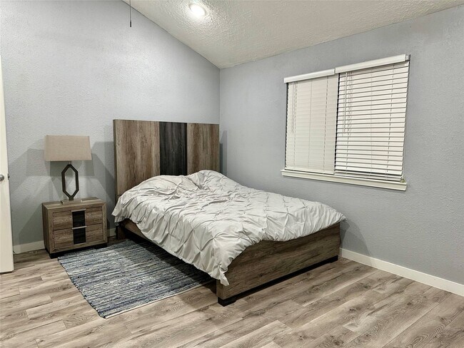 Photo - 7114 Golden Dale Ct