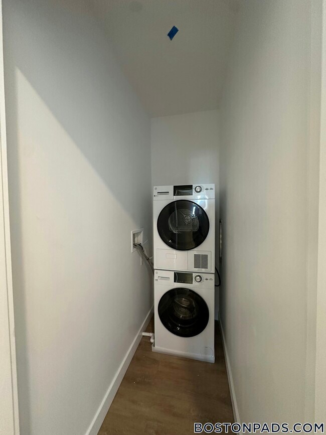 Photo - 199 Gardner St Unidad 212