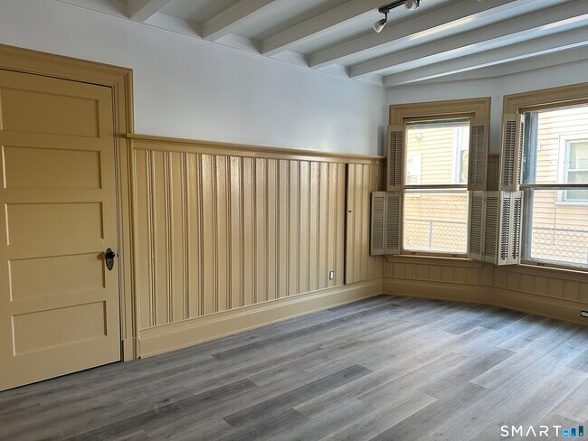 Photo - 1537 Chapel St Unit 1