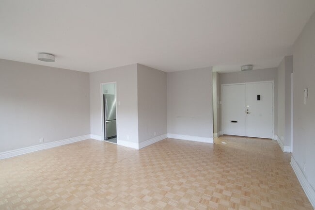 Photo - 4555 Av. Bonavista Unit 309