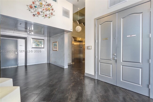 3090 Douglas Rd Unit 507