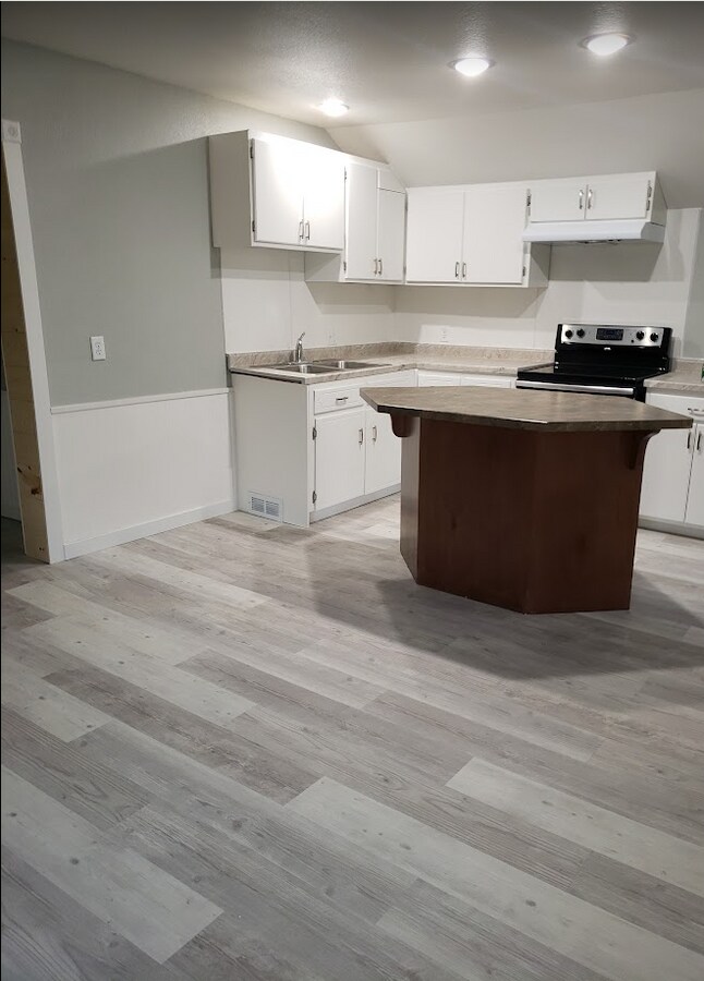 Photo - 810 2nd Ave N Unit 300