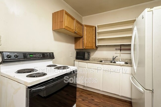 Photo - 1208 Westmoreland Dr