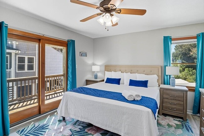 750 Sea Horse Ct