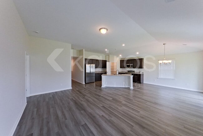 Photo - 105 Bluff Rd