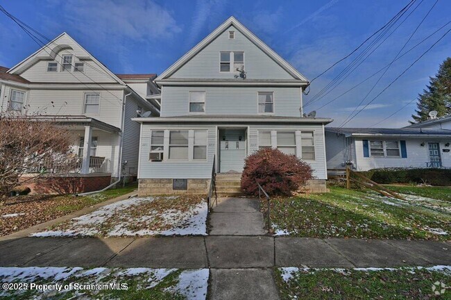 Building Photo - 2211 Brown Ave Rental
