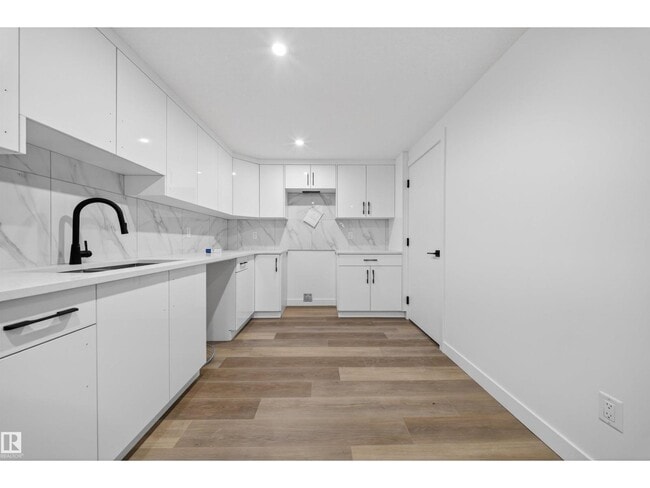Building Photo - 5213-104A 104a St NW