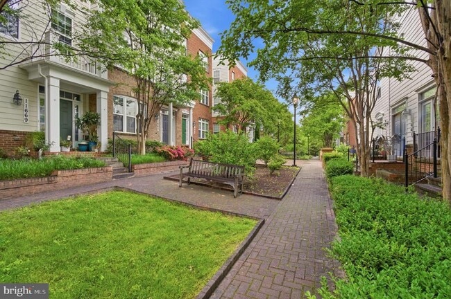 Photo - 11657 Leesborough Cir
