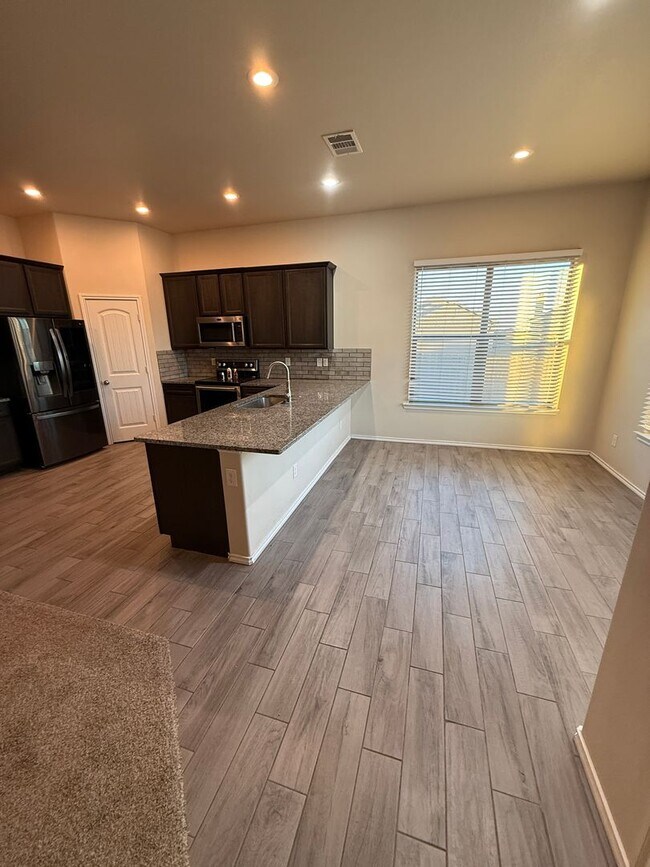 Photo - Available Now! 4/2/2 in Frenship ISD