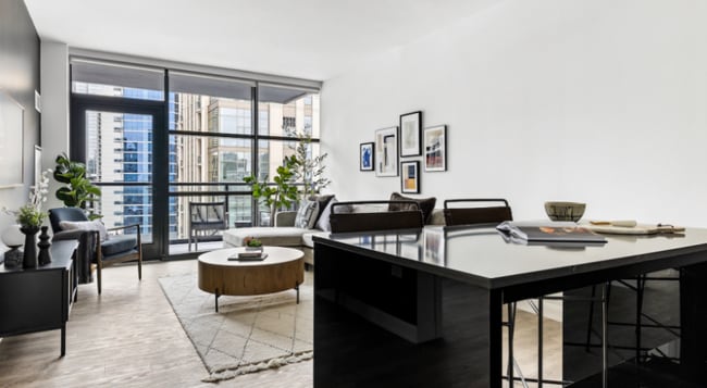 Photo - 740 N Wells St