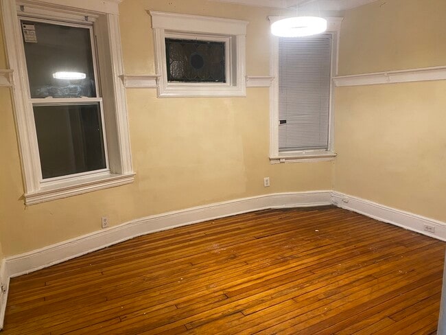 Photo - 40 Gardner Ave Unit 1