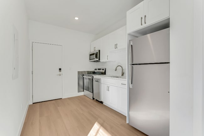 Building Photo - 3518 N 16th St Rental