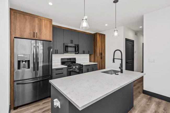 Photo - 6422 S Drexel Ave