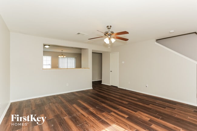 Photo - 6118 Veranda Way