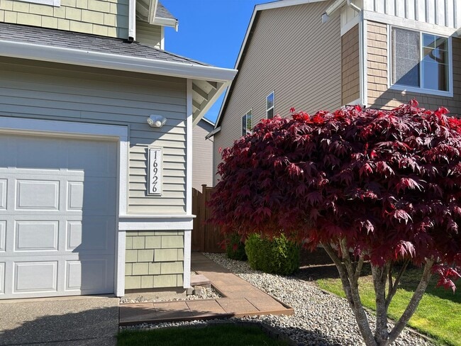 Photo - Gorgeous 4 Bedroom Home in Covington