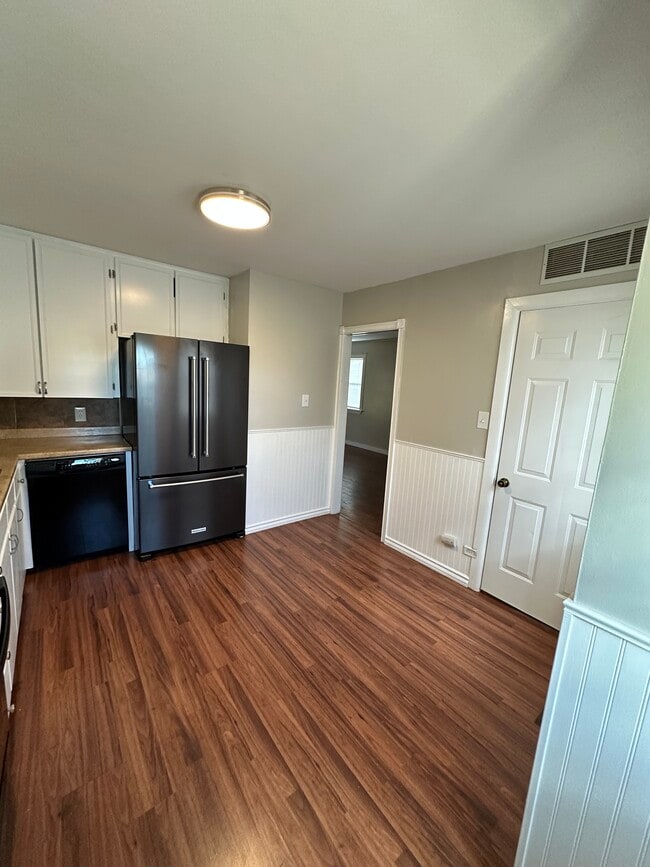 Photo - 8910 Lilly Dr