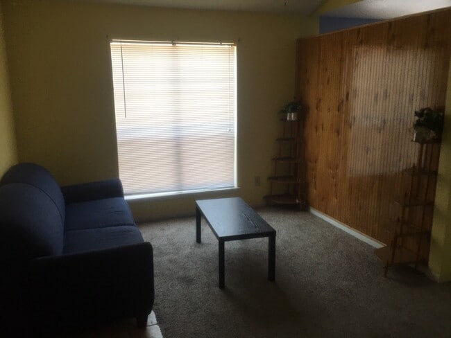 Building Photo - 7901 Cambridge St