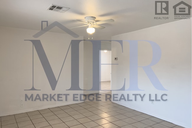 Photo - 3Bed/1Bath Home at 15th/Peoria! $199 MOVE-IN SPECIAL! Move-In Ready on 12/18/2025!