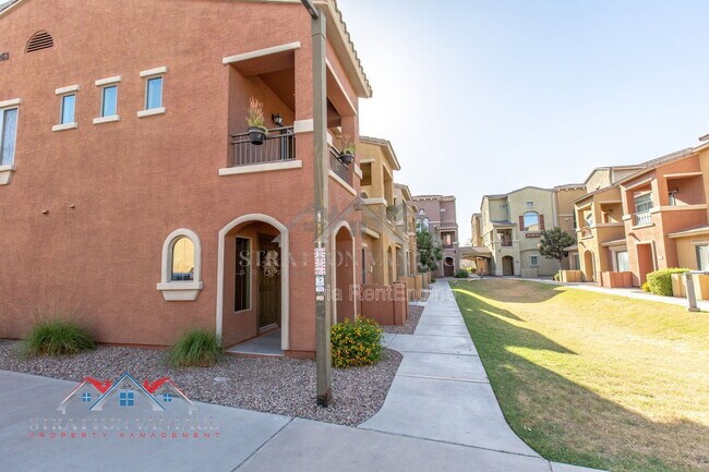 Photo - 240 W Juniper Ave