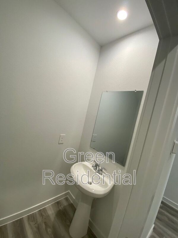 Photo - 3125 Crown Gate Dr