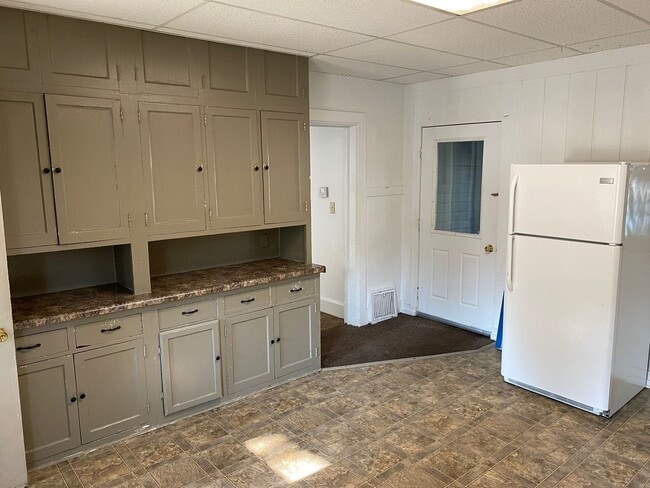 Photo - 719 S 3rd Ave