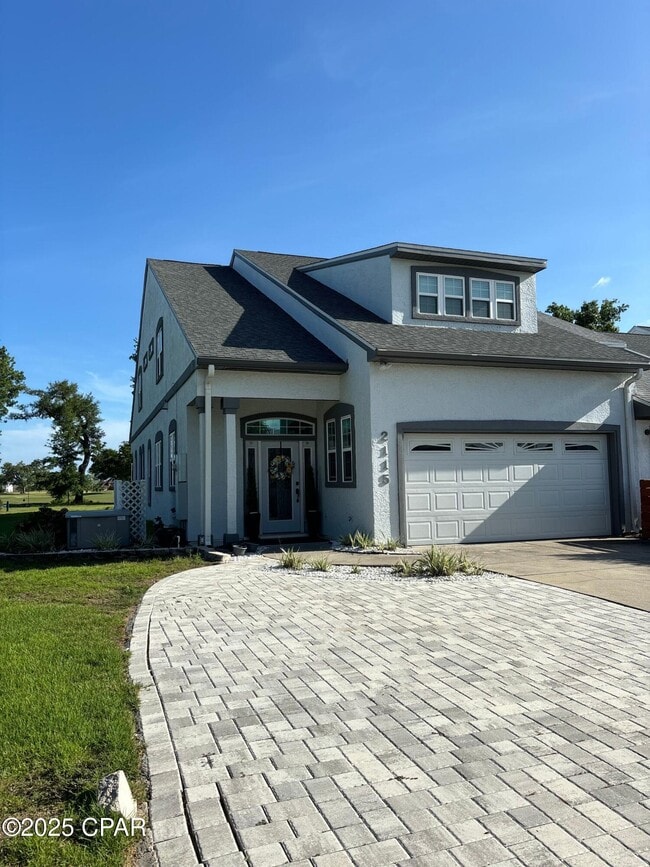 Building Photo - 2115 Country Club Dr Rental