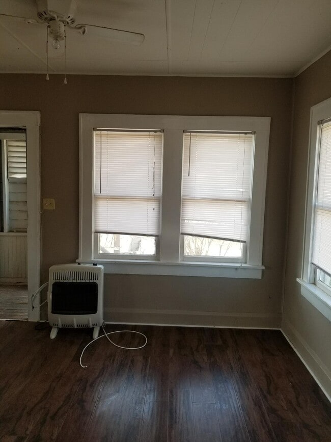 Photo - 2147 Avenue E Unit 2147 Ave E Apt C