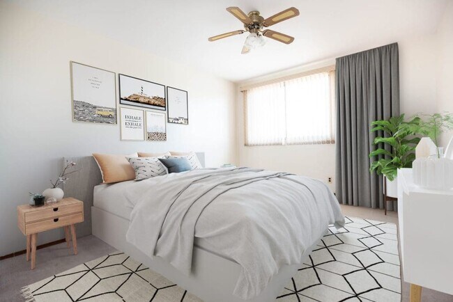 Photo - Lauralee Apartments Unit 893