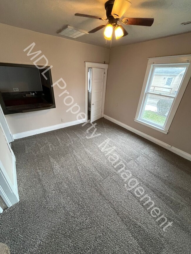 Photo - 3 Bedroom Home Available Now!