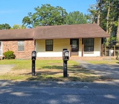 Building Photo - 2807 Julius Felder St Rental