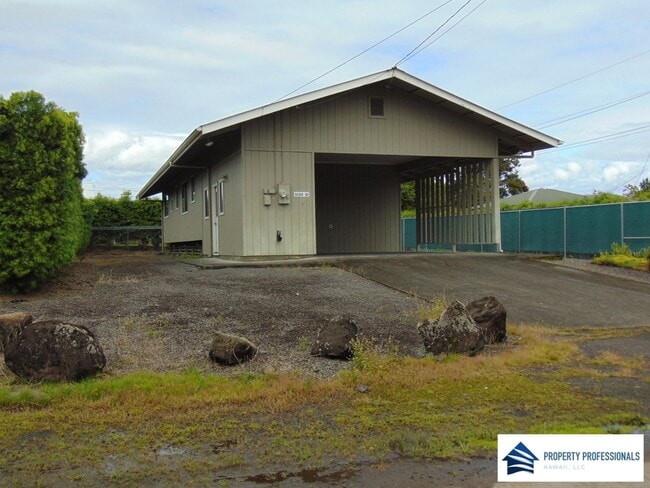 Building Photo - 3 bedroom in Waiakea!