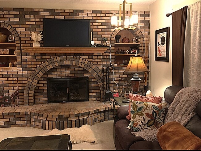 Photo - 6485 Grandview Dr