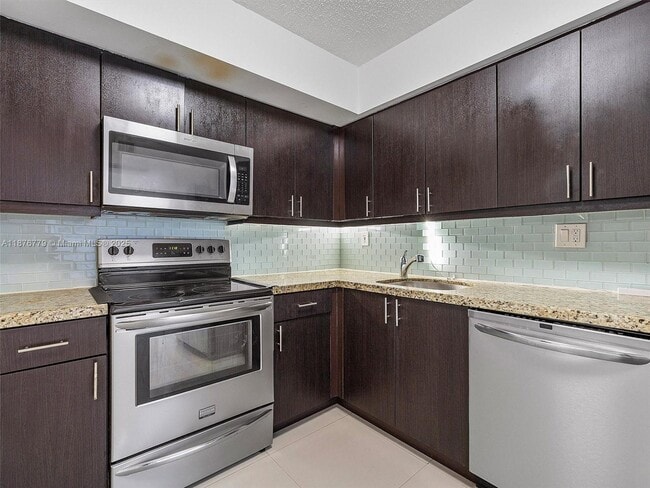 Photo - 3300 NE 191st St Unit 717