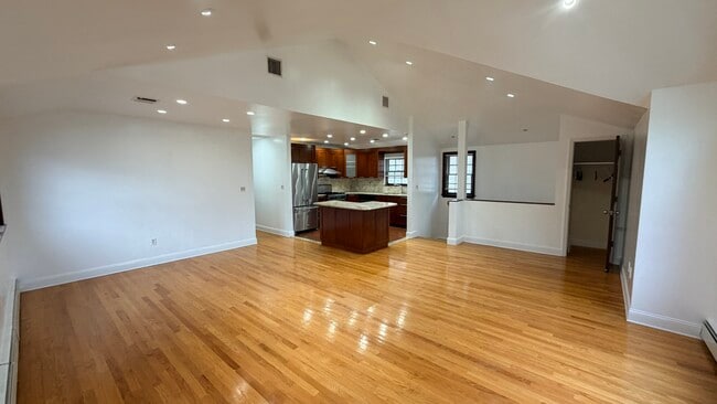Photo - 15716 16th Ave