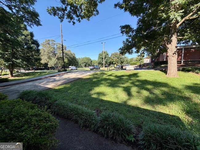 Photo - 99 Norwood Ave NE