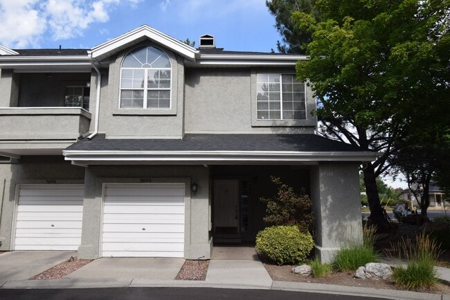 Quiet 2 Bed Millcreek Condo with Beautiful Mountain Views! - Quiet 2 Bed Millcreek Condo with Beautiful Mountain Views!